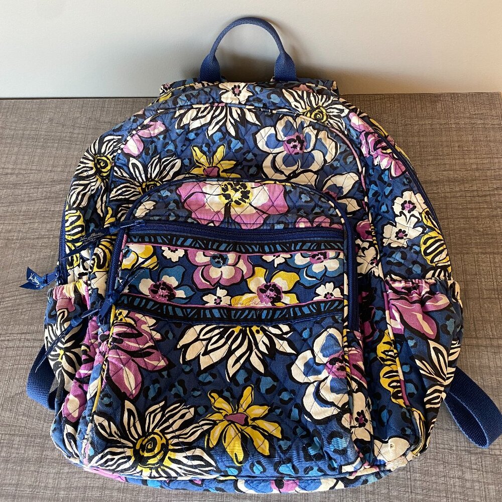 Large Backpack - Picture 2 of 6